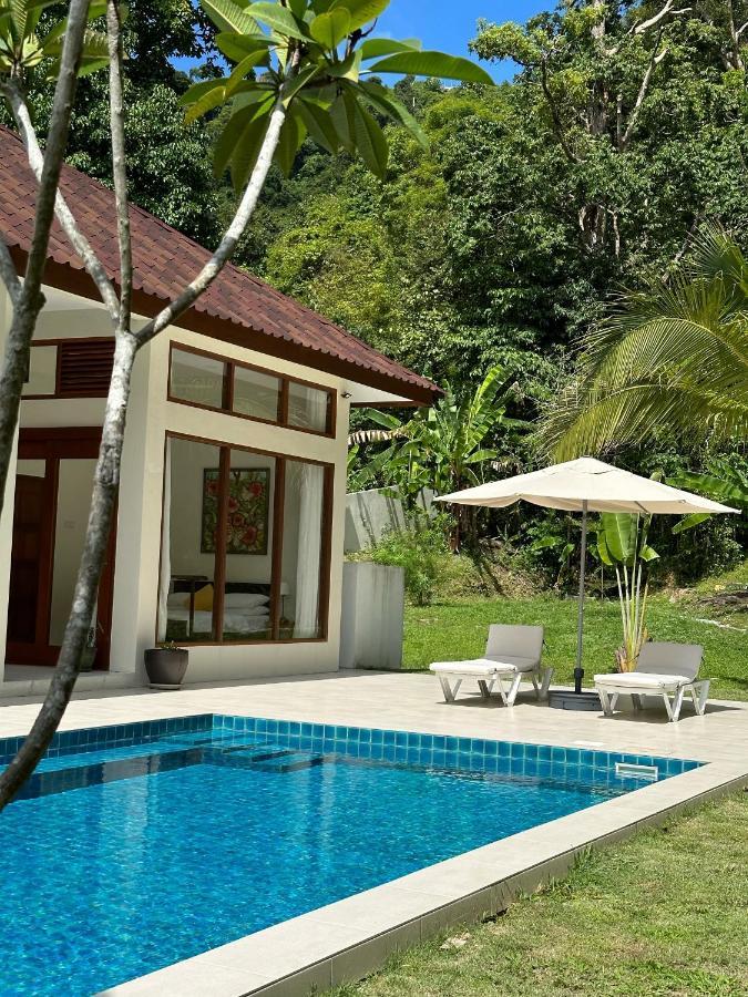 Villa Meranti - Spacious Private Pool Villa Pantai Cenang  Exterior foto