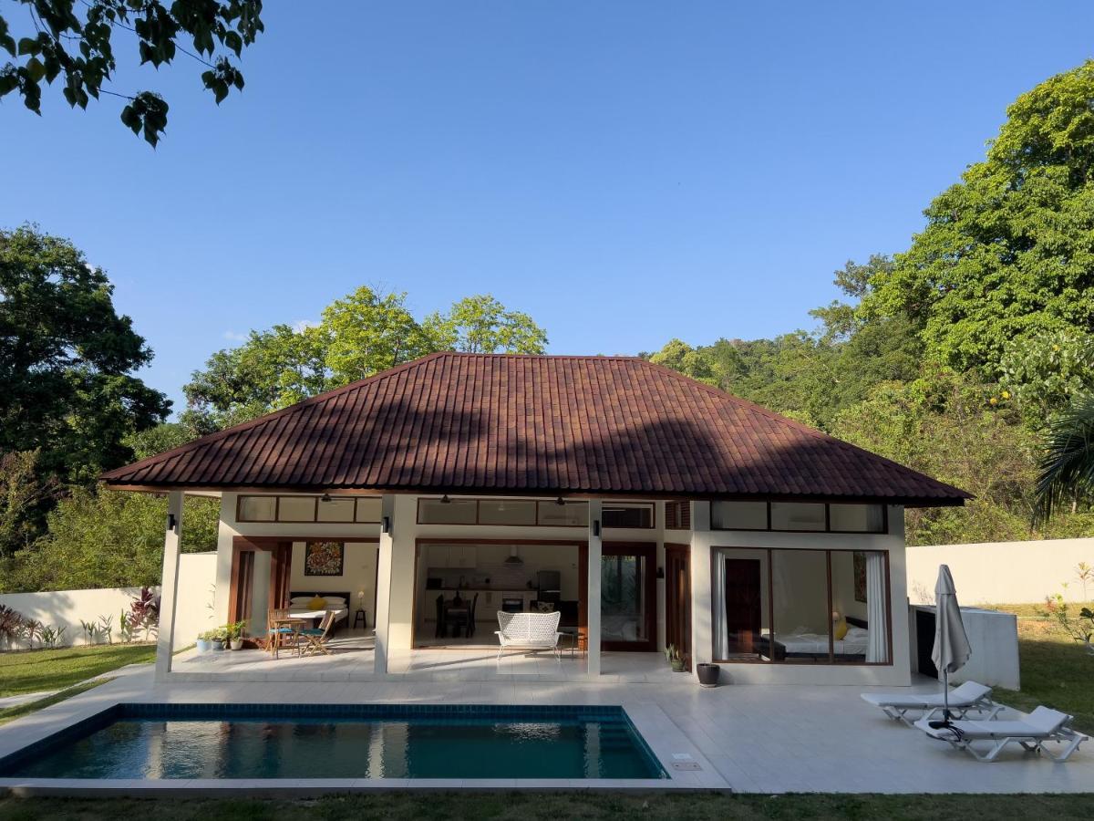 Villa Meranti - Spacious Private Pool Villa Pantai Cenang  Exterior foto