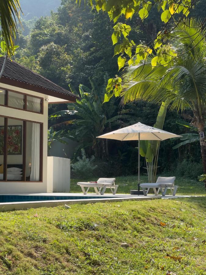 Villa Meranti - Spacious Private Pool Villa Pantai Cenang  Exterior foto