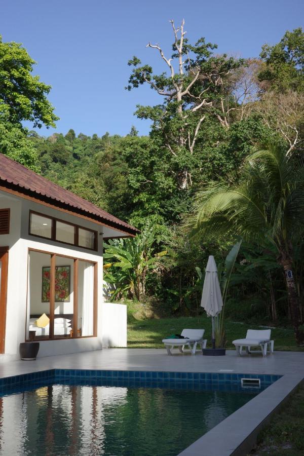 Villa Meranti - Spacious Private Pool Villa Pantai Cenang  Exterior foto